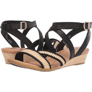 Born Cascade Sandal
